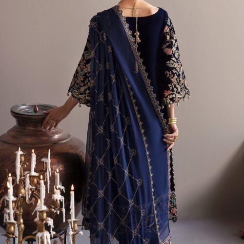 Emaan Adeel Luxury Velvet Article